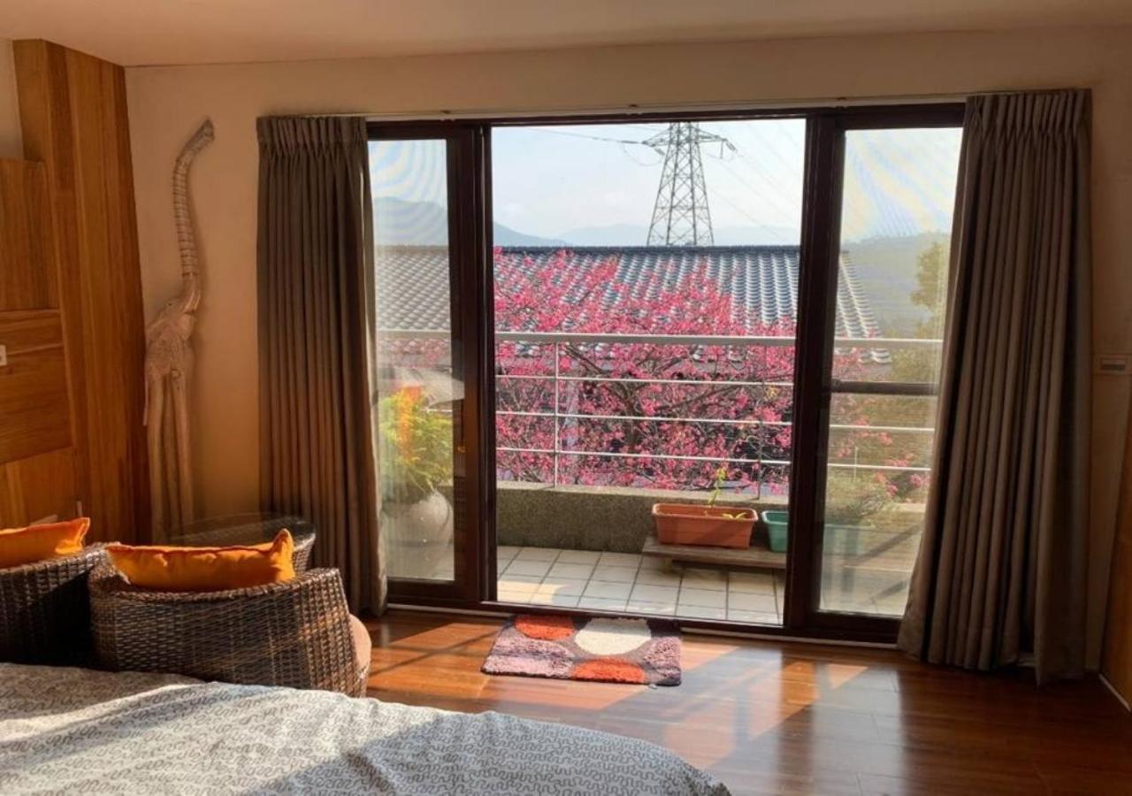 Sanyi Wei Wei Feng B&B Exterior photo