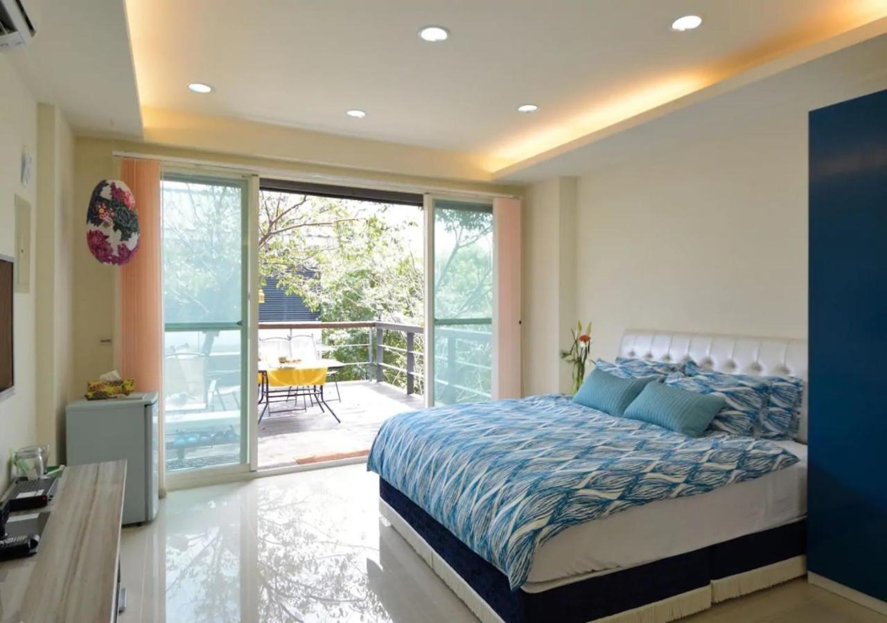 Sanyi Wei Wei Feng B&B Exterior photo