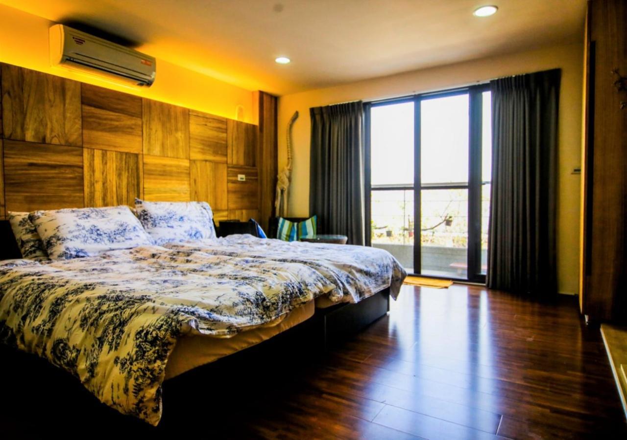 Sanyi Wei Wei Feng B&B Exterior photo